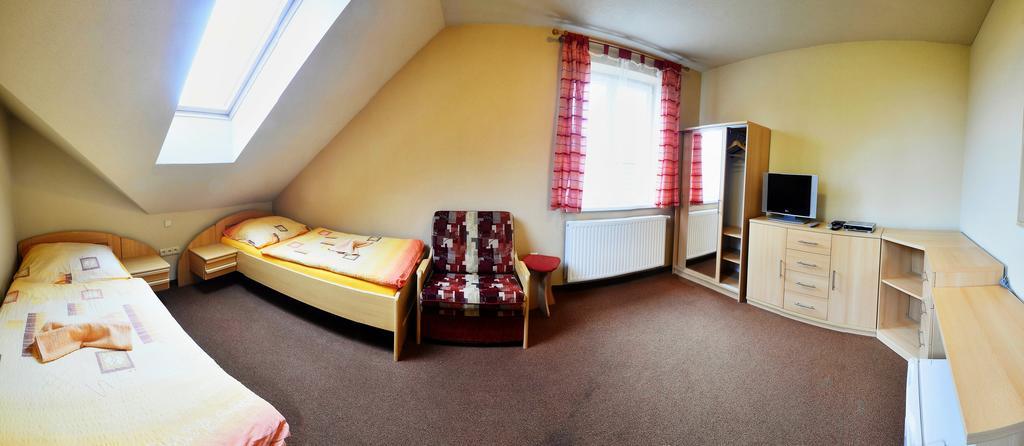 Penzion Na Pastousce Malsice Zimmer foto