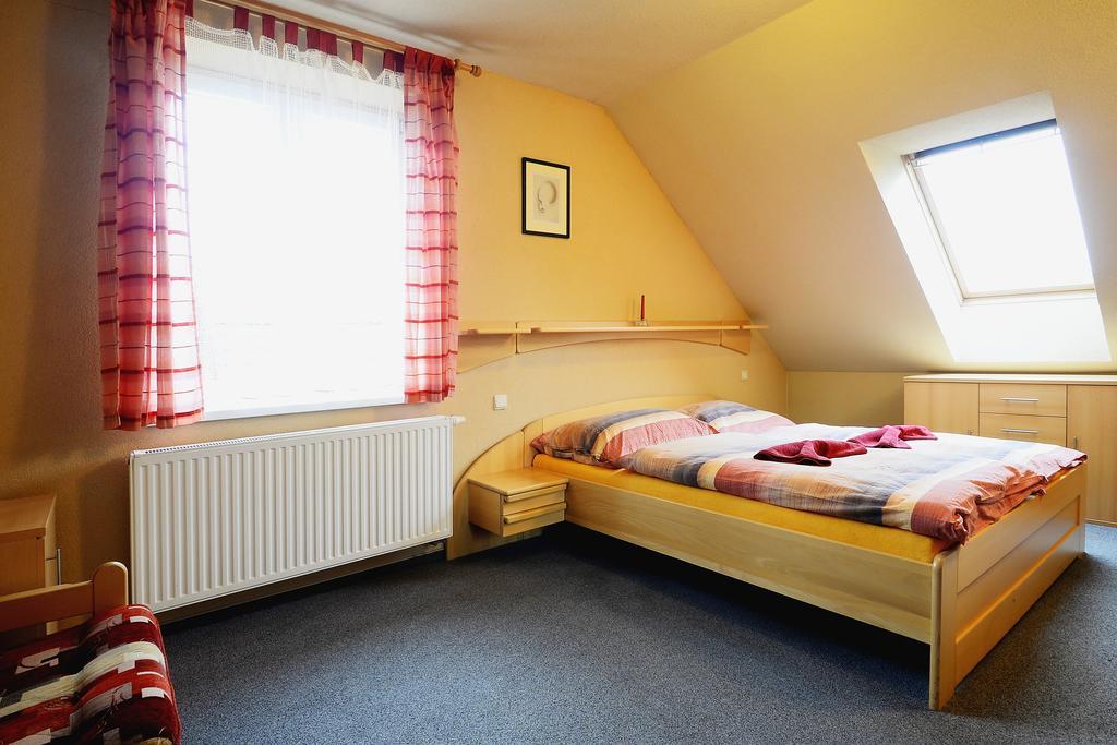 Penzion Na Pastousce Malsice Zimmer foto